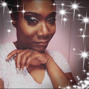 Meet your Posher, Latora